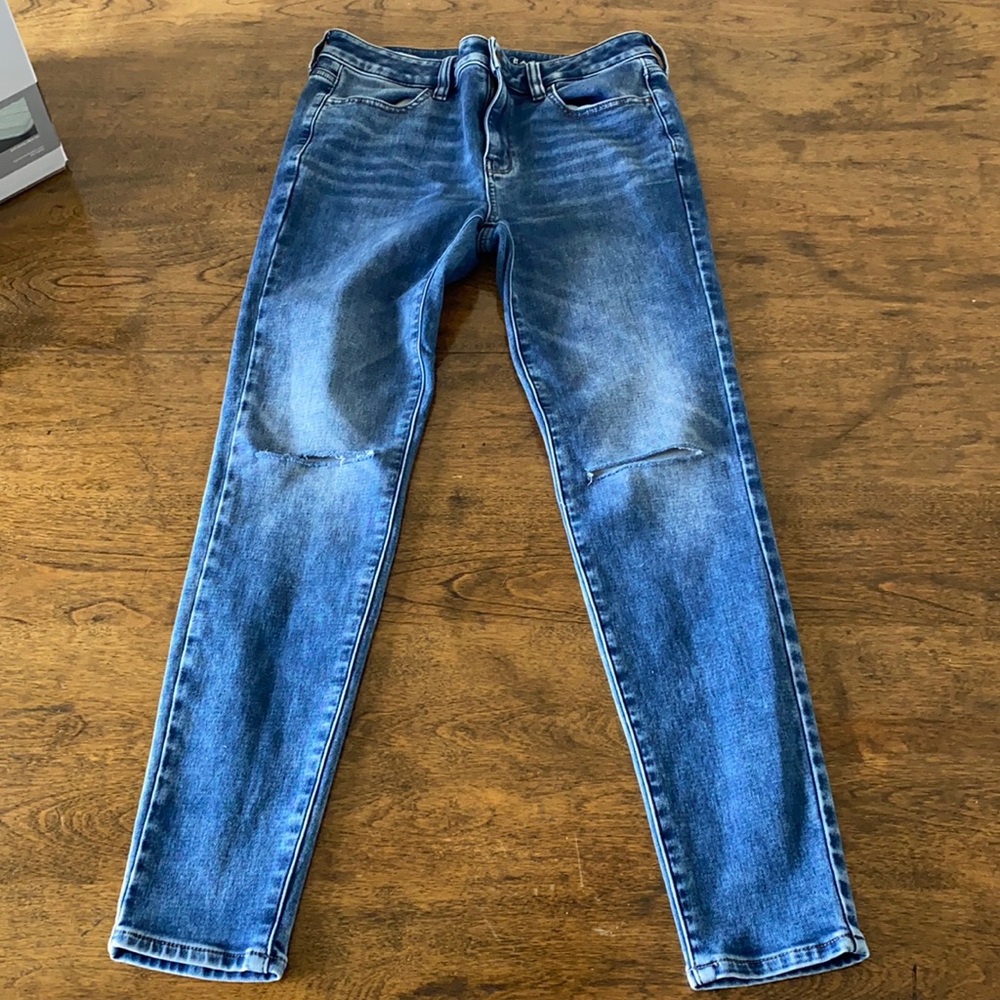 AE super stretch high rise jegging with knee rips